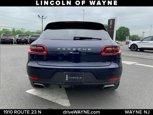 2017 Porsche Macan Base