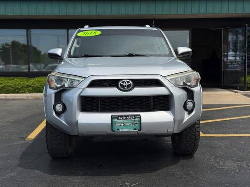 Classic Silver Metallic 2018 Toyota 4Runner SR5