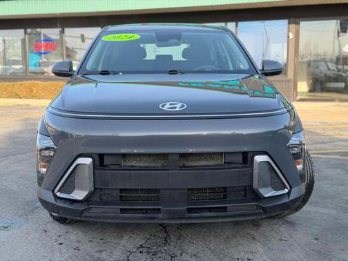 2024 Hyundai KONA SE