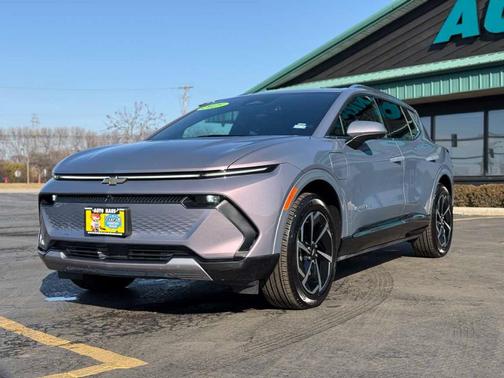 2025 Chevrolet Equinox EV LT
