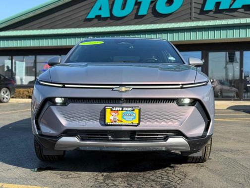 2025 Chevrolet Equinox EV LT