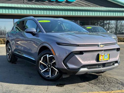 2025 Chevrolet Equinox EV LT
