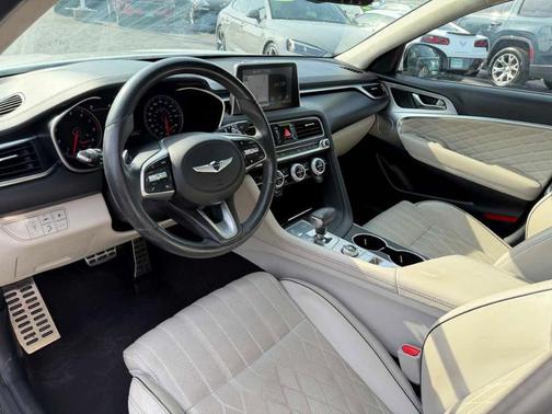 2019 Genesis G70 3.3T Advanced