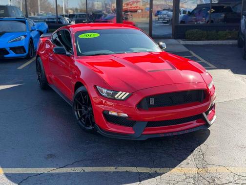 2017 Ford Shelby GT350 Base