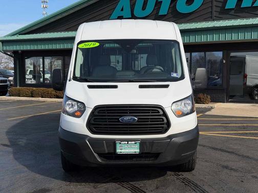 2019 Ford Transit-250 130 WB Medium Roof Cargo