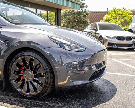 Deep Blue Metallic 2022 Tesla Model Y Performance
