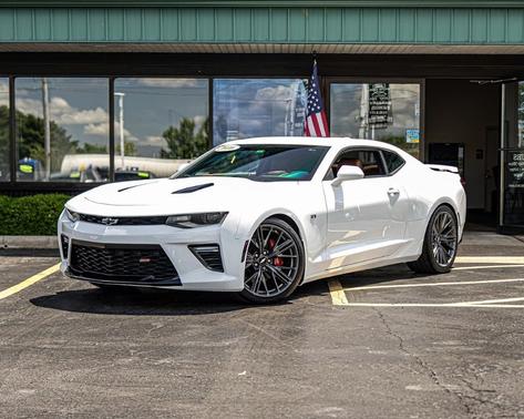Summit White 2016 Chevrolet Camaro 2SS
