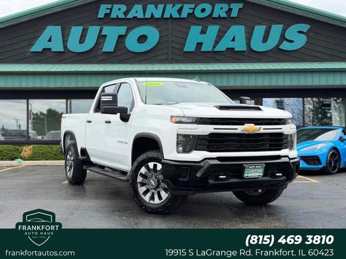 Summit White 2024 Chevrolet Silverado 2500 Custom