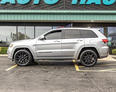 Billet Silver Metallic Clearcoat 2021 Jeep Grand Cherokee Laredo X