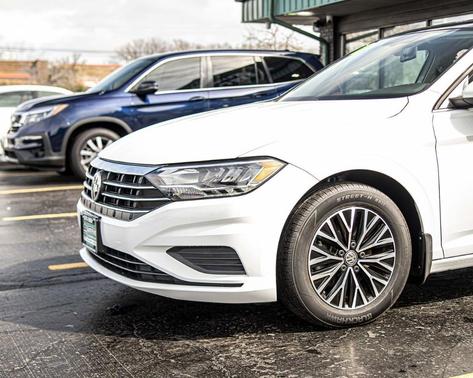 Pure White 2019 Volkswagen Jetta 1.4T SE