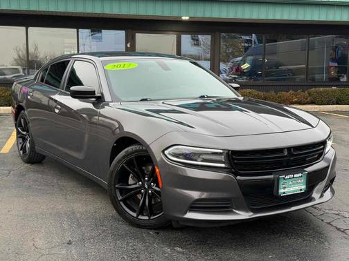 2017 Dodge Charger SE