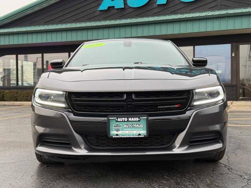 2017 Dodge Charger SE