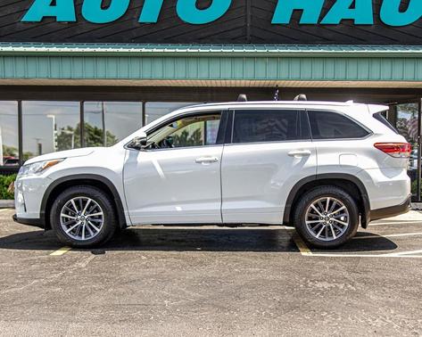Blizzard Pearl 2018 Toyota Highlander XLE