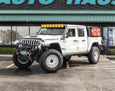 Bright White Clearcoat 2021 Jeep Gladiator Mojave