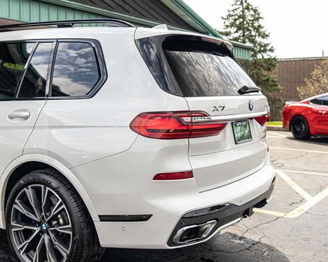 Mineral White Metallic 2019 BMW X7 xDrive50i