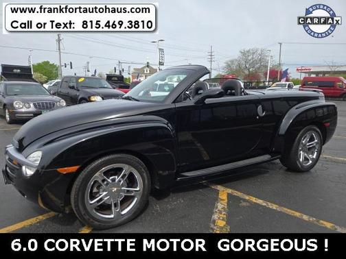2005 Chevrolet SSR Base