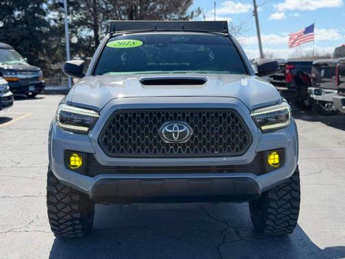 Cement 2018 Toyota Tacoma TRD Sport