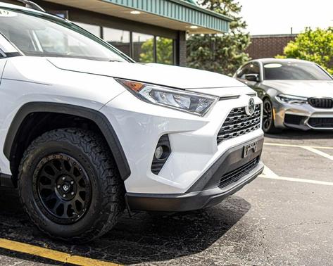 Super White 2019 Toyota RAV4 XLE Premium