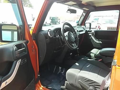 2011 Jeep Wrangler Sahara for sale in Frankfort, IL - image 10
