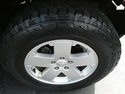 2011 Jeep Wrangler Sahara for sale in Frankfort, IL - image 31