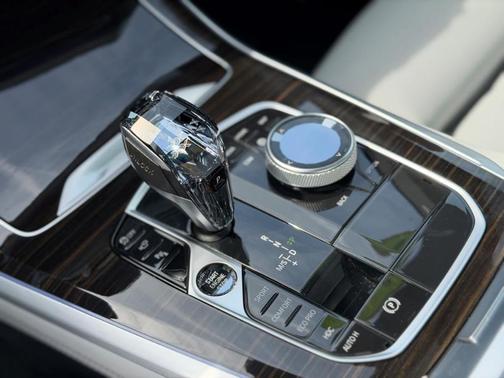 Dark Graphite Metallic 2023 BMW X5 xDrive40i