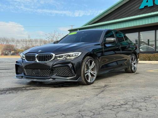 2019 BMW 330 i xDrive