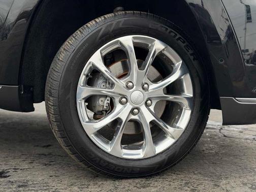 2019 Jeep Grand Cherokee Summit