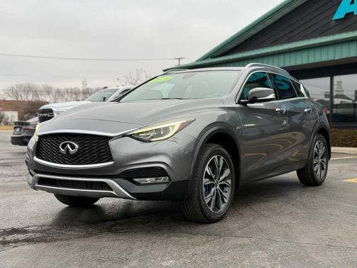 2018 INFINITI QX30 Premium