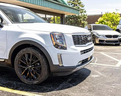 Glacial White Pearl 2022 Kia Telluride SX