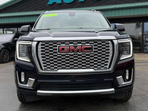 Midnight Blue Metallic 2021 GMC Yukon XL Denali