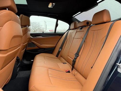 2021 BMW M550 i xDrive