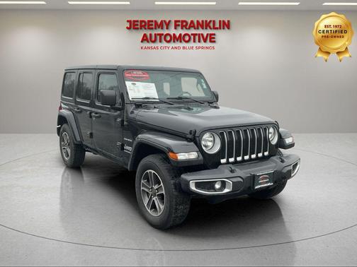 2023 Jeep Wrangler 4-Door Sahara 4x4