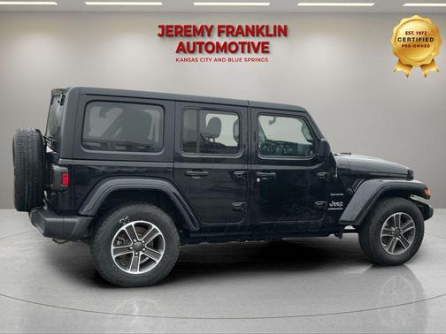2023 Jeep Wrangler 4-Door Sahara 4x4