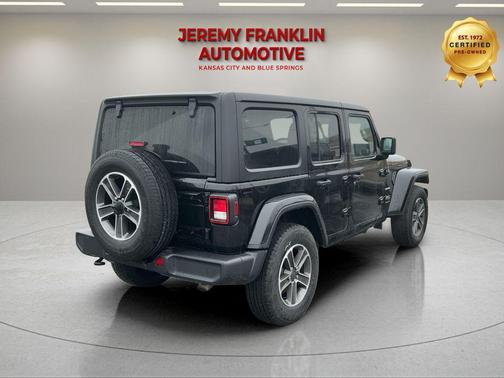 2023 Jeep Wrangler 4-Door Sahara 4x4