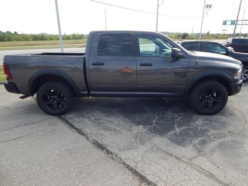 2024 RAM 1500 Classic Warlock Crew Cab 4x4 5'7' Box