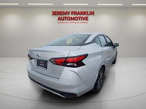2021 Nissan Versa 1.6 SV