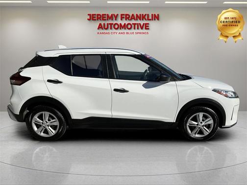 2022 Nissan Kicks S