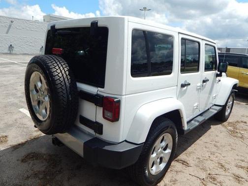 2014 Jeep Wrangler Unlimited Sahara