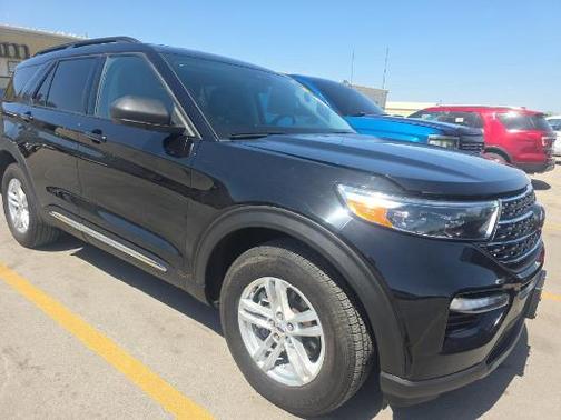 Black Metallic 2023 Ford Explorer XLT