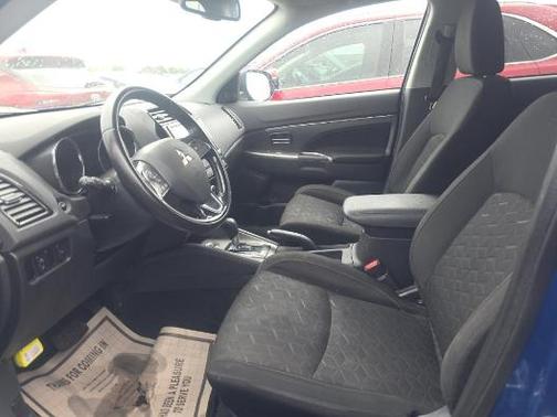 Octane Blue Metallic 2020 Mitsubishi Outlander Sport SE