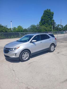 Silver Ice Metallic 2020 Chevrolet Equinox 1LT