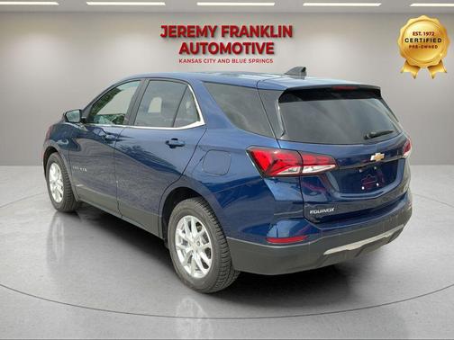 Blue Glow Metallic 2022 Chevrolet Equinox 1LT