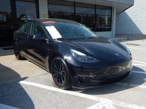 2023 Tesla Model 3 Standard Range