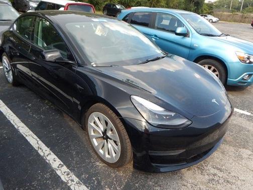 2023 Tesla Model 3 Standard Range