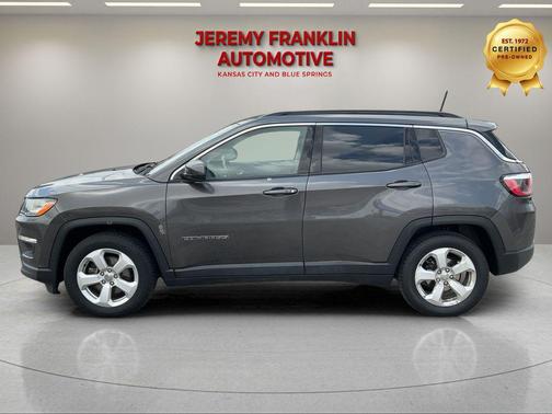 Granite Crystal Metallic Clearcoat 2019 Jeep Compass Latitude