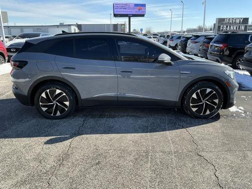 2021 Volkswagen ID.4 Pro