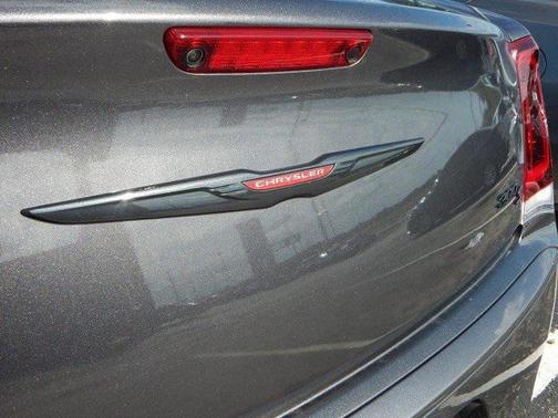 2023 Chrysler 300 S