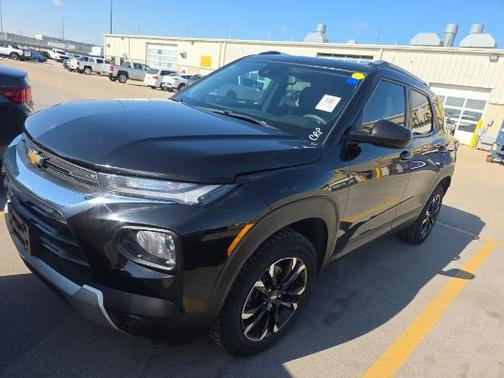 Mosaic Black Metallic 2023 Chevrolet Trailblazer LT