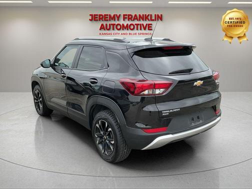 Mosaic Black Metallic 2023 Chevrolet Trailblazer LT