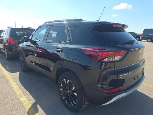 Mosaic Black Metallic 2023 Chevrolet Trailblazer LT